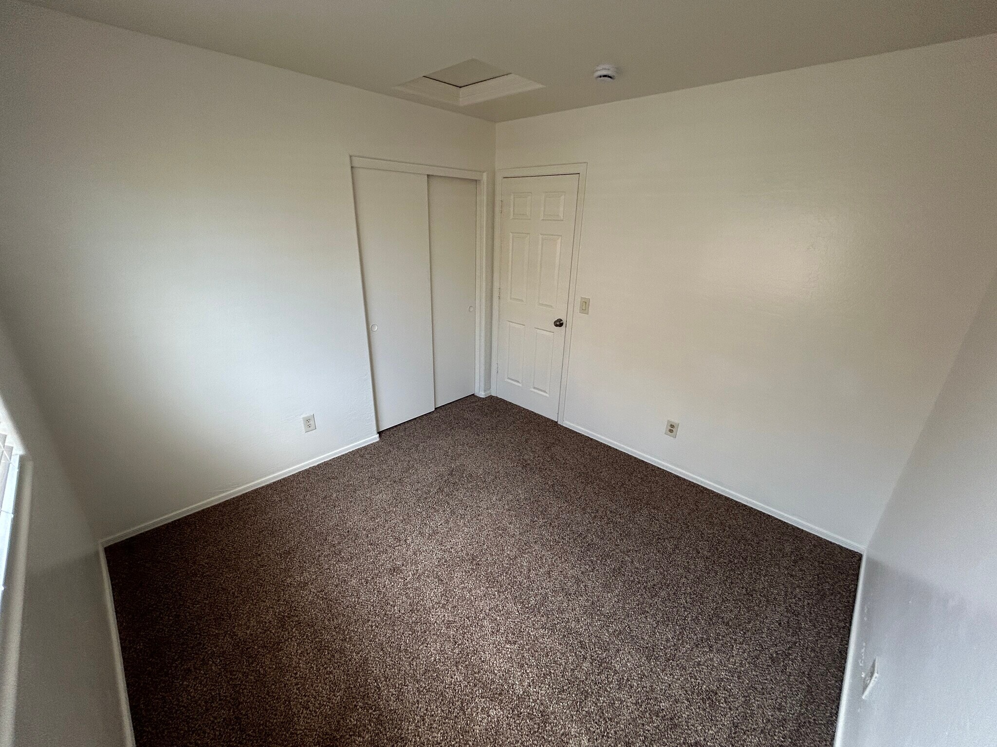 Building Photo - 7028 S 46th Dr