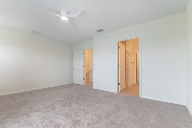 Building Photo - Brand New 3-Bed 2.5-Bath Town Home with La...