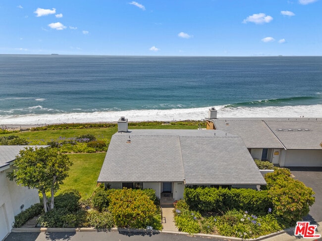 Building Photo - 29700 Zuma Bay Way