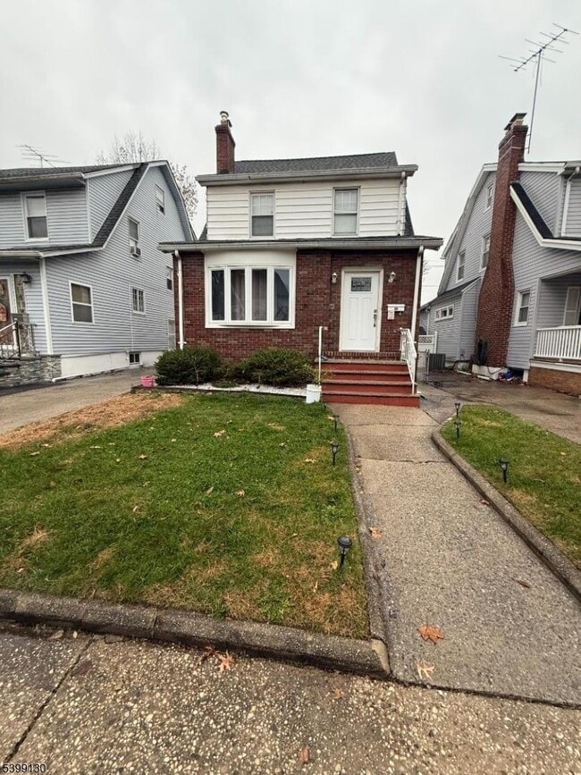 Primary Photo - 137 N 17th St