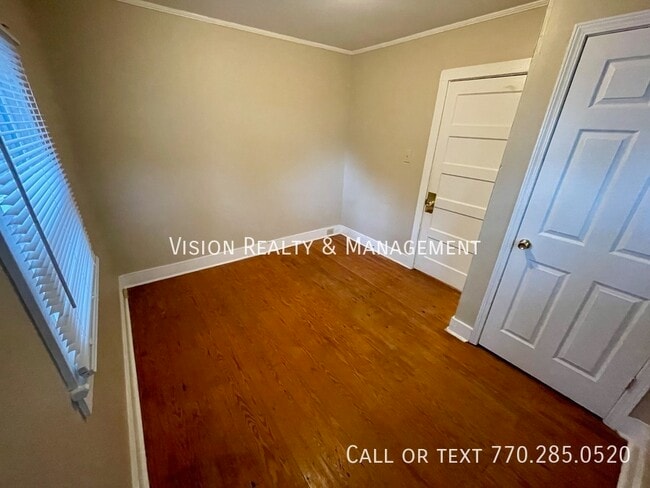 Building Photo - 314 Clifton Terrace