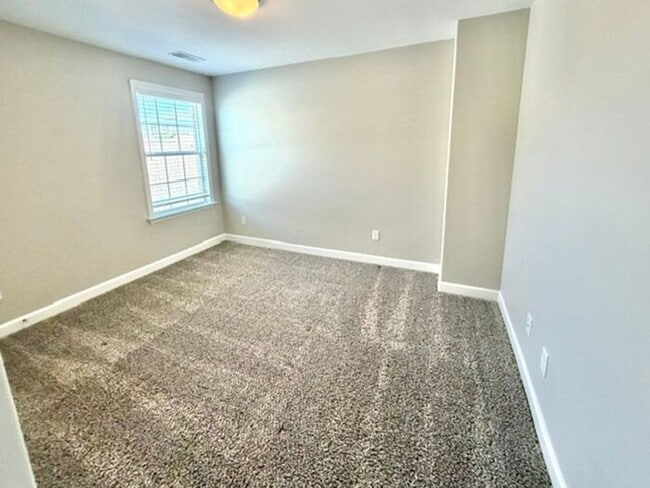 Building Photo - Now Leasing in Southaven @ Rasco Farms- 4-Bedroom 2.5 Bath Home-Availalbe Now!