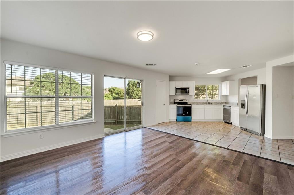 Building Photo - 2618 Byfield Dr