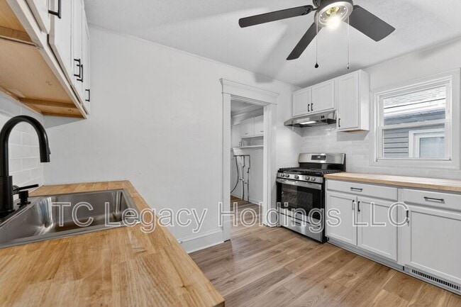 Building Photo - 2201 Gould Ave