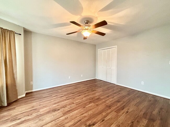 Building Photo - Gorgeous 3 Bedroom Home In Virginia Beach