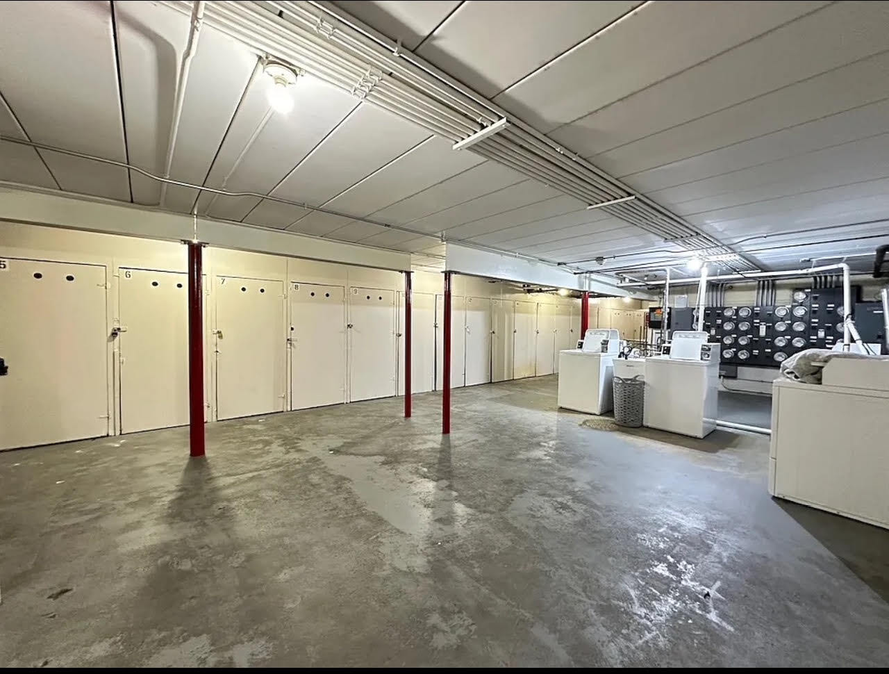 Building Photo - 430 W Stevens Dr