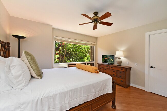 Building Photo - 50 Puu Anoano St