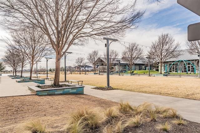 Building Photo - 405 Matchbox St