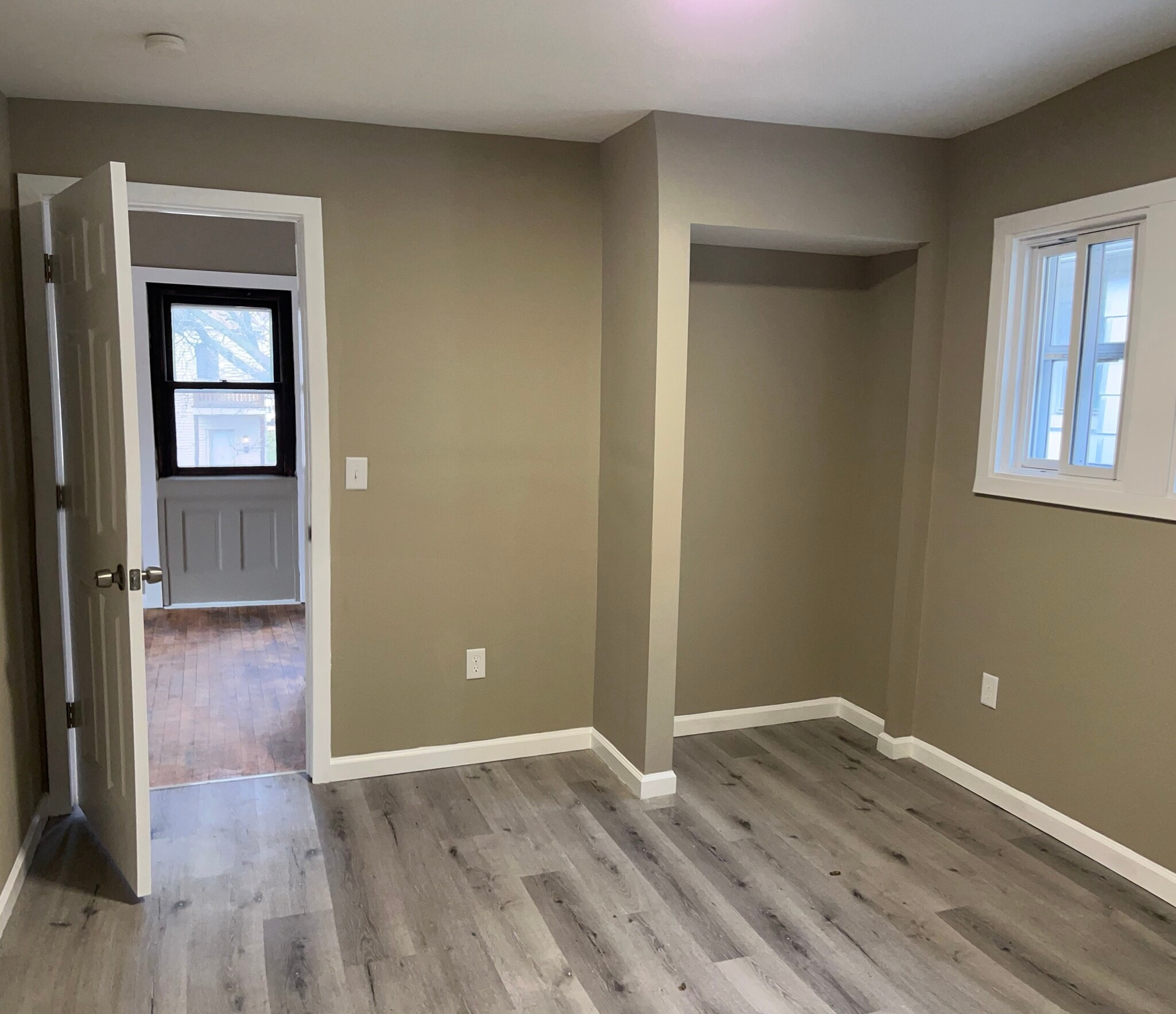 Building Photo - 1534 N 39th St