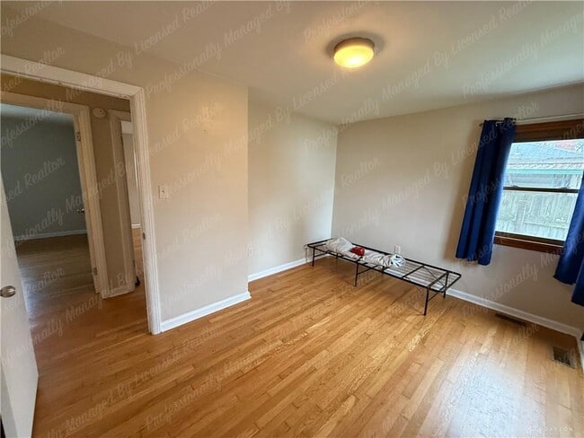 Building Photo - 217 Wolf Ave