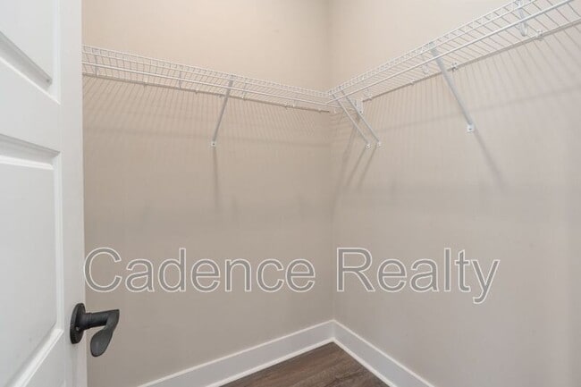 Building Photo - 1759 Perimeter Lp