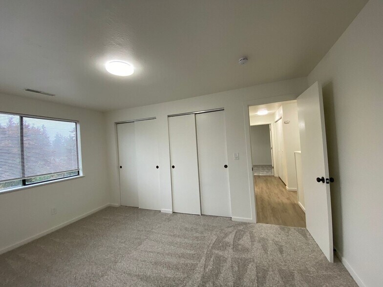 Building Photo - 12214 105th Avenue Ct E