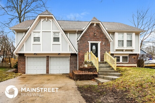 Building Photo - 14835 S Locust St