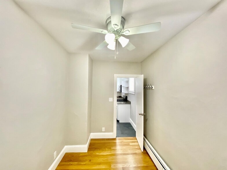 Building Photo - 23 Elmer St