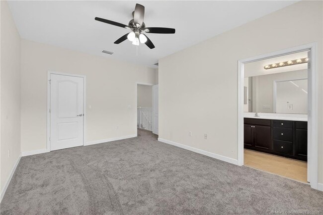 Building Photo - 9504 SW Otter Ln