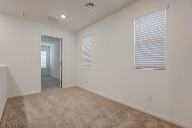 Building Photo - 9256 Innot Ave