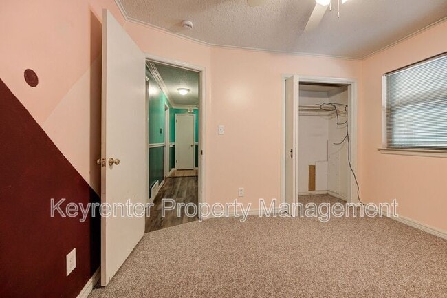 Building Photo - 6004 NW 27th St