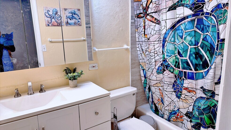 Building Photo - 778 Wiliwili St