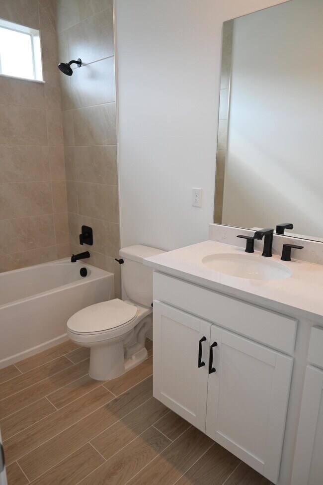 Building Photo - 3599 NW Solange Ct