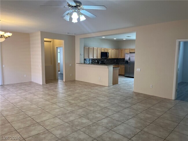 Building Photo - 10922 Moonbeam Glow Ln