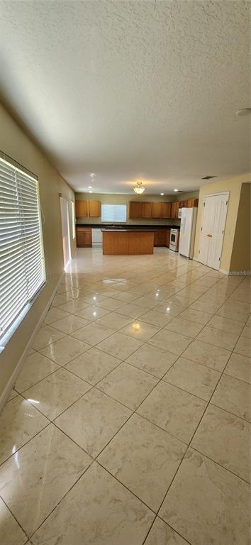 Building Photo - 12850 Oulton Cir