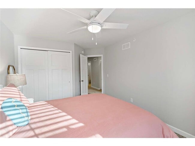 Building Photo - 10606 Weston Wy N