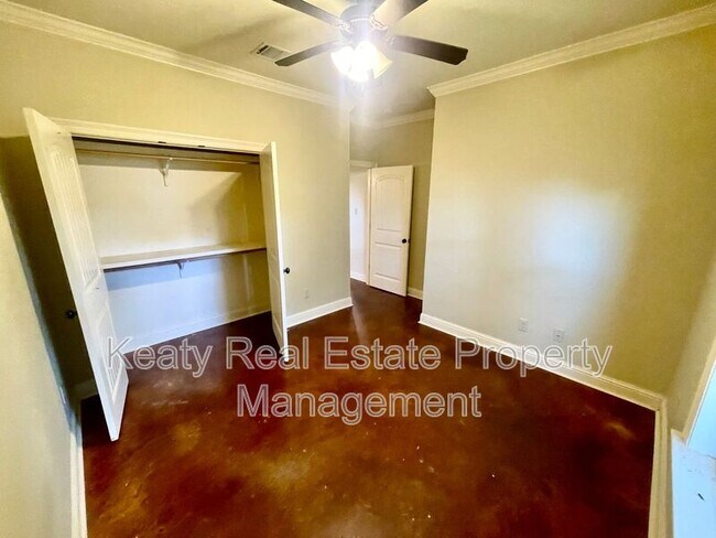 Building Photo - 115 Barataria Dr