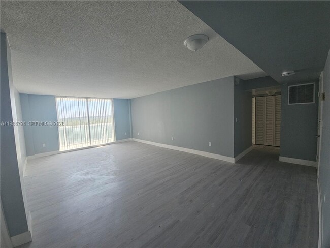 Building Photo - 2841 NE 163rd St