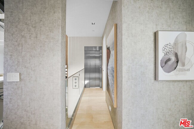 Building Photo - 1500 Ocean Dr