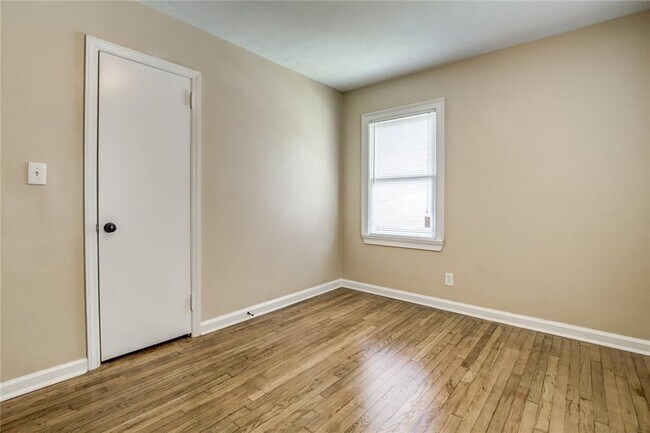 Building Photo - 2987 Belvedere Ln