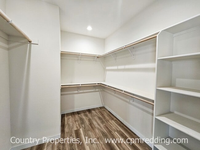 Building Photo - Almost New 3-Bedroom House with Lots of Upgrades Near Keswick Dam!