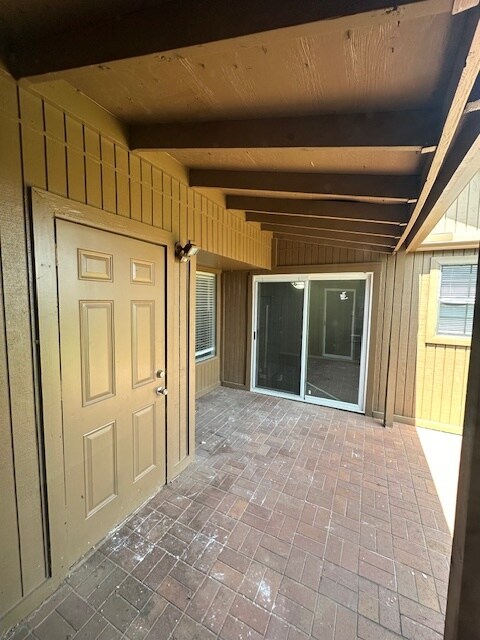 Building Photo - 6412 Lyrewood Ter