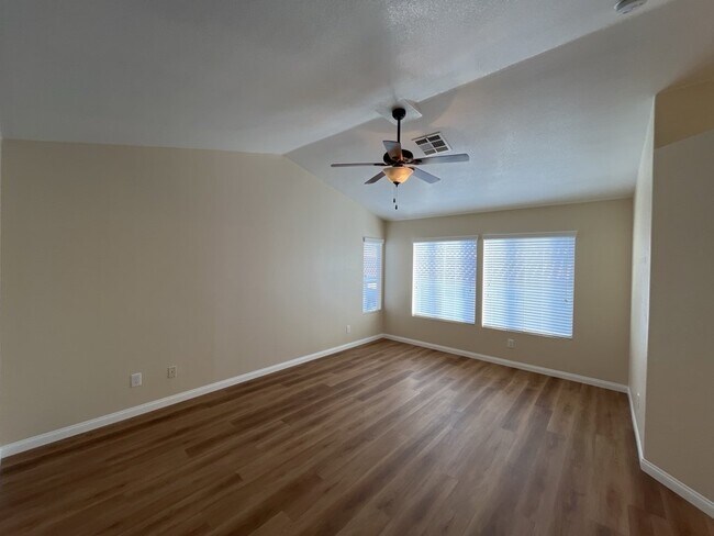 Building Photo - Encounter the ultimate luxury living experience with this 4-bedroom, 2197 sq ft house