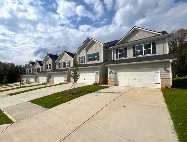 Primary Photo - 235 Alston Ridge Dr