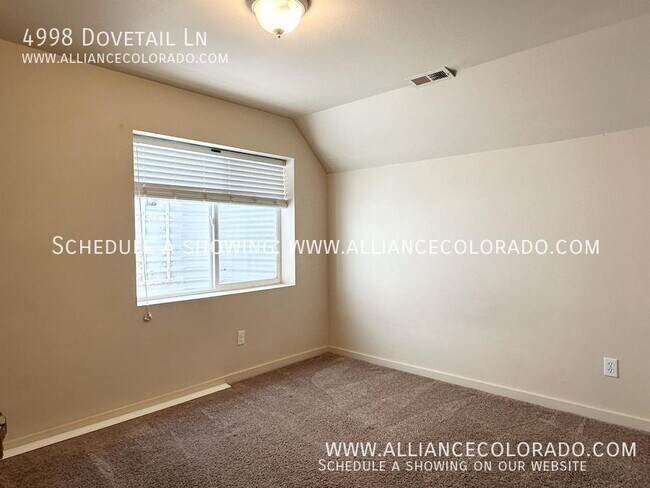 Building Photo - 4998 Dovetail Ln