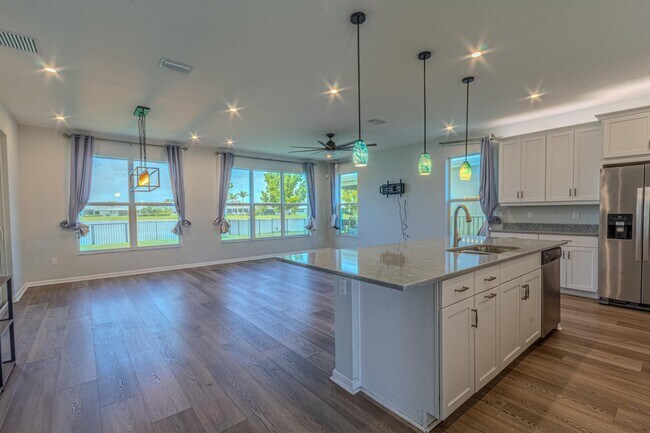 Building Photo - 10696 SW Estella Ln
