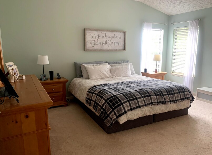 Building Photo - 9027 Tarrington Ln