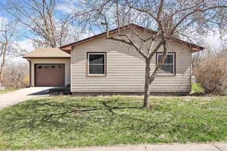 Building Photo - 1564 Prairie du Chien Rd