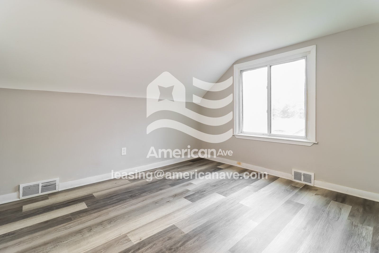Building Photo - 12641 Mettetal St