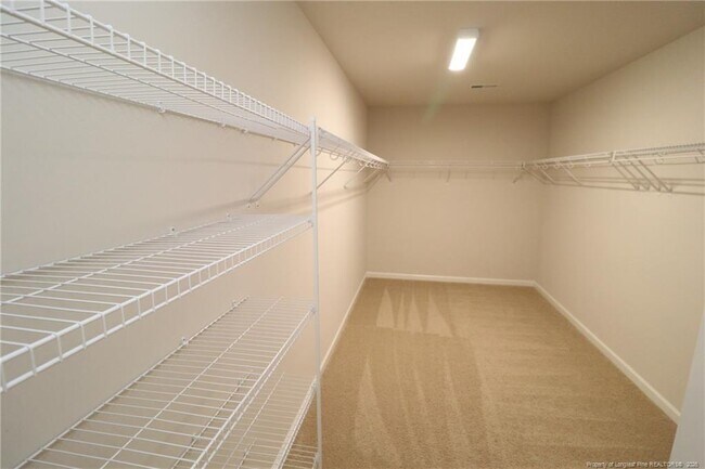 Building Photo - 114 Scoville Rd