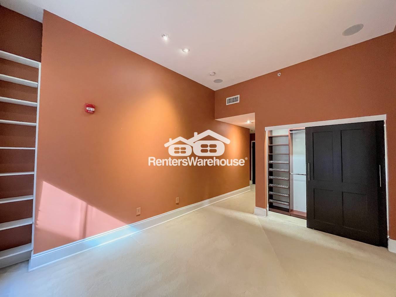 Building Photo - 219 Granby St