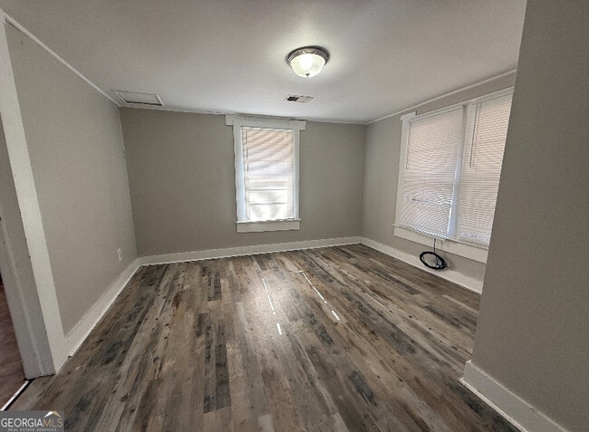 Building Photo - 10416 Lavonia Rd