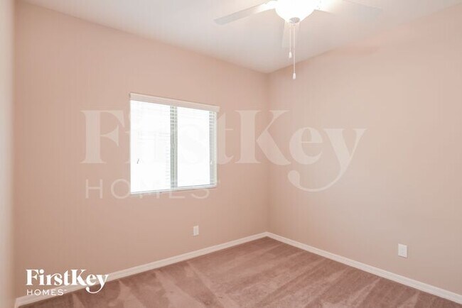Building Photo - 1486 W Hoptree Ave