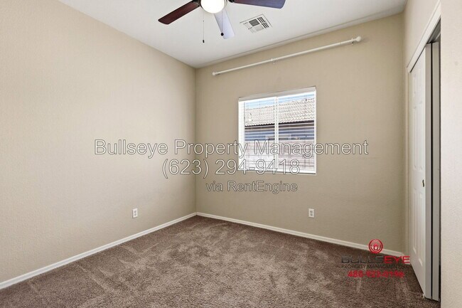 Building Photo - 3736 E Woodside Way