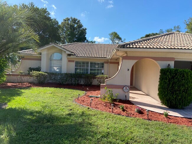 Primary Photo - 10454 Ventura Dr