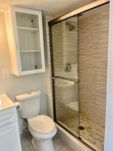 Bath Walk In Shower - 3312 Northside Dr