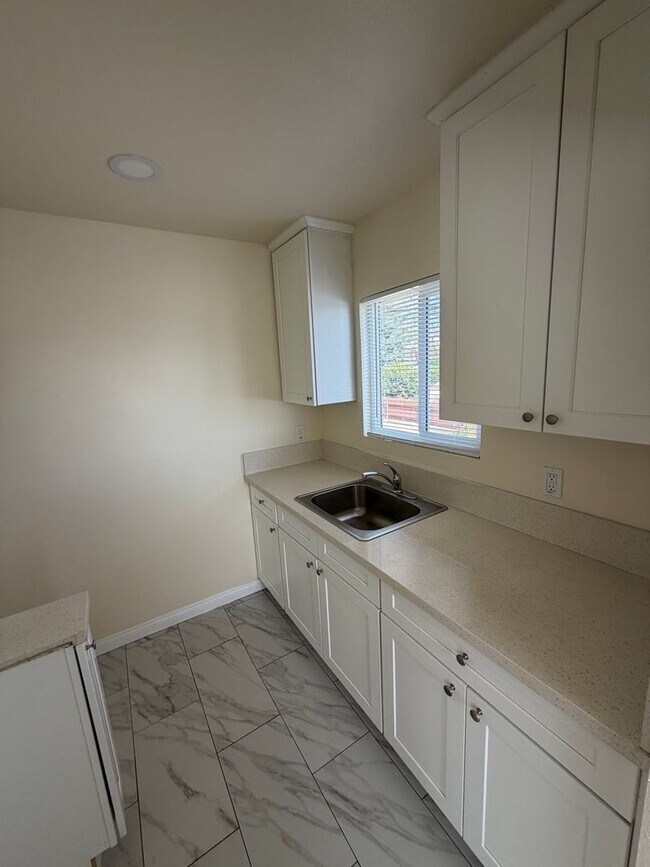 Building Photo - Bradshawe