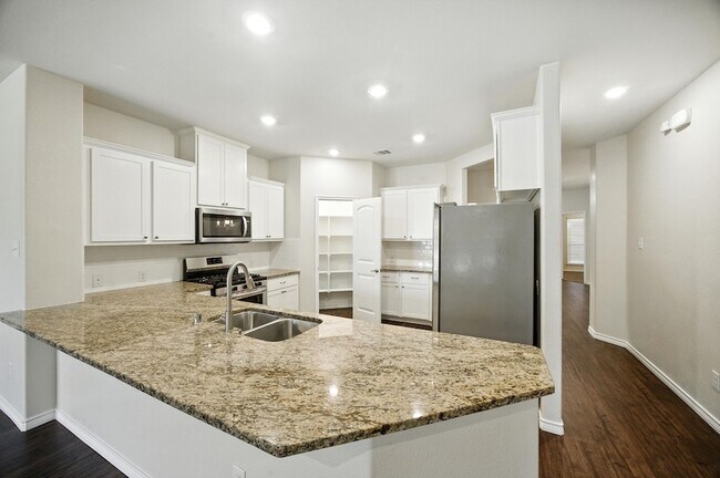 Building Photo - 2429 Opaline Dr