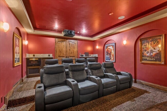 Building Photo - 514 Mandalay Ct