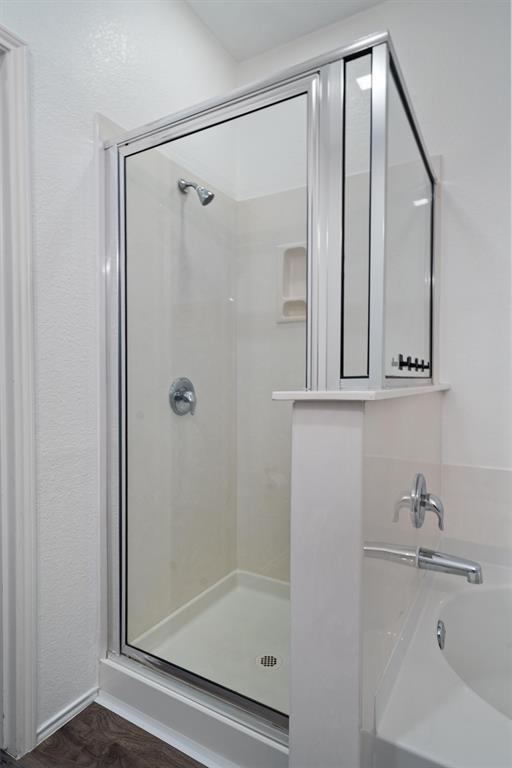 Building Photo - 5508 Nelson Oaks Dr